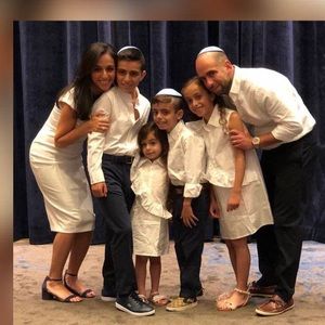 Meet your Posher, Corinne